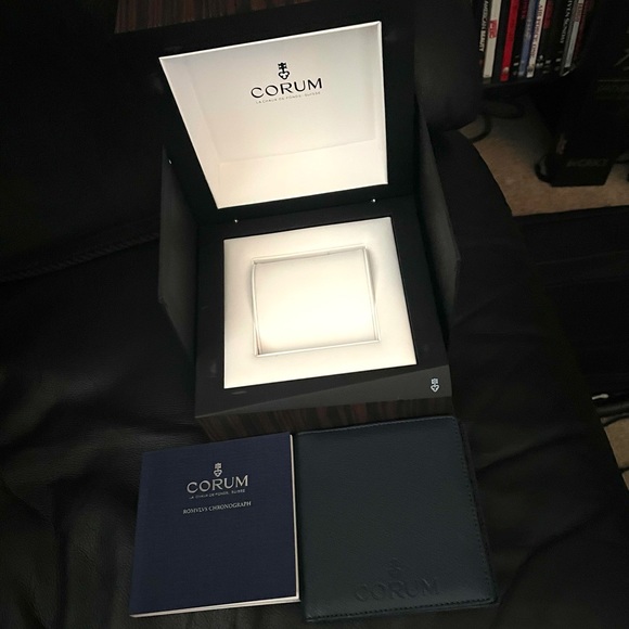 Corum Romvlvs 44 MM Automatic Chronograph Limited Edition  NEW Corum Romulus Romvlvs 02.0012 Chronograph RARE